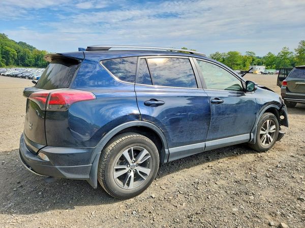 2018 TOYOTA RAV4 Adventure/XLE
