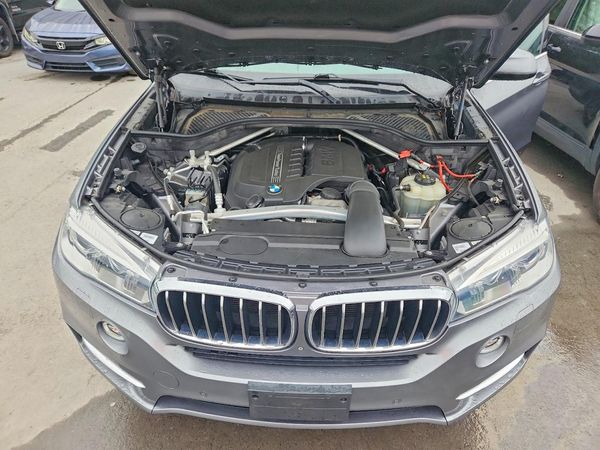2017 BMW X5 xDrive35i — Engine bay
