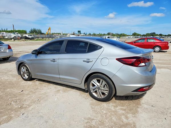 2020 HYUNDAI ELANTRA