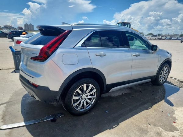 2022 CADILLAC XT4
