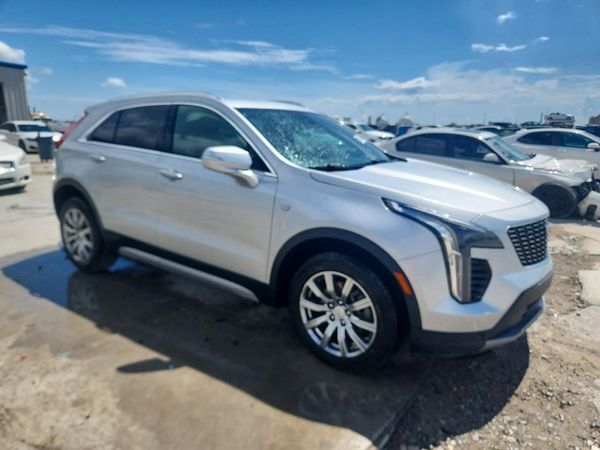 2022 CADILLAC XT4