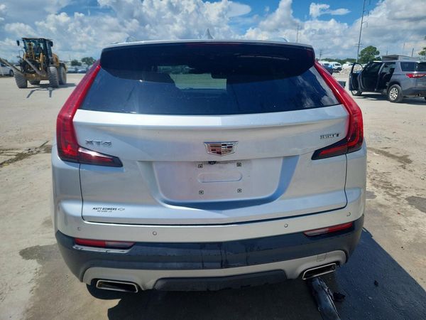 2022 CADILLAC XT4
