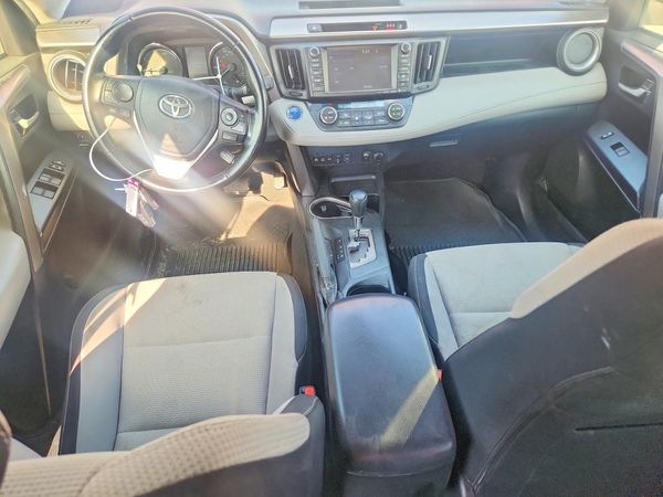 2018 TOYOTA RAV4 LE Plus/XLE