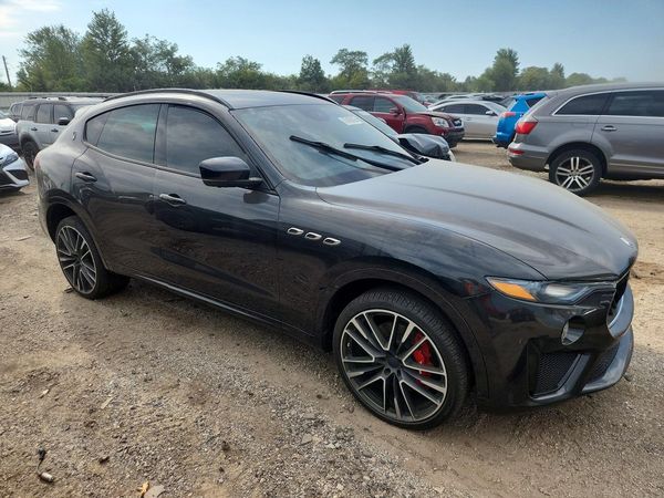 2019 MASERATI LEVANTE