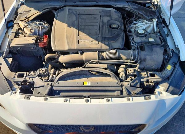2018 JAGUAR XE