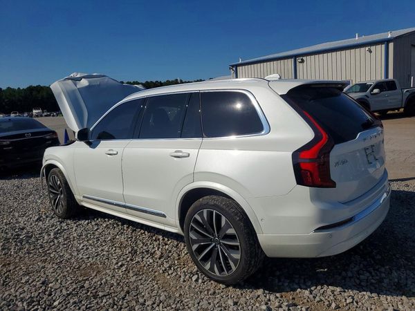 2026 VOLVO XC90