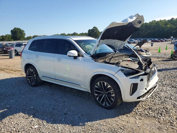 2026 VOLVO XC90