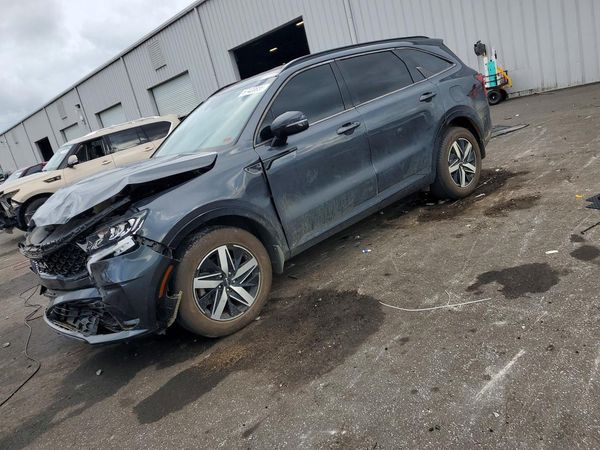 2022 KIA SORENTO S