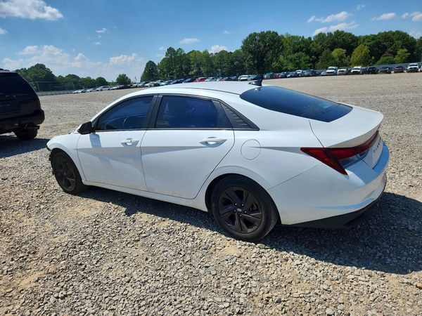 2022 HYUNDAI ELANTRA