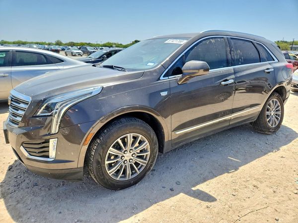 2019 CADILLAC XT5 — DSFA — Front 3/4
