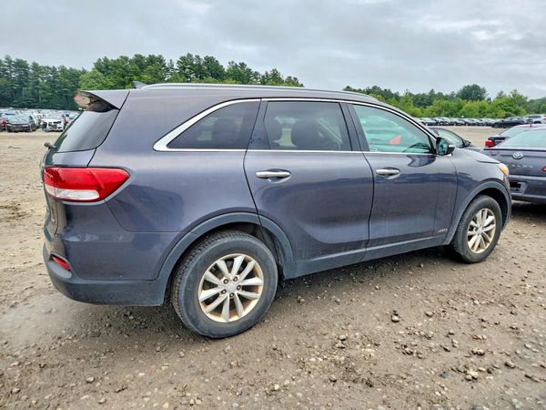 2016 KIA SORENTO L / LX