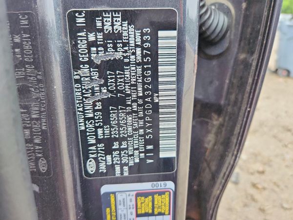 2016 KIA SORENTO L / LX