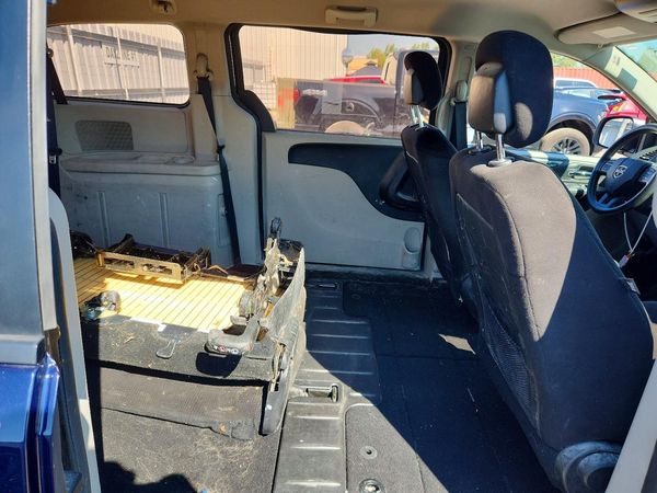 2014 DODGE GRAND CARAVAN SE