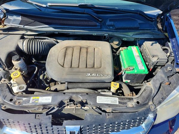 2014 DODGE GRAND CARAVAN SE