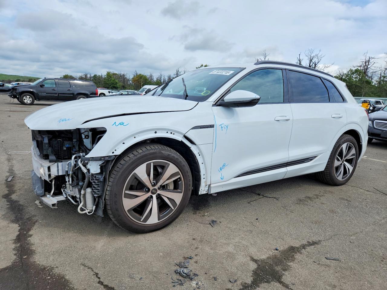 2024 AUDI Q8 E-TRON