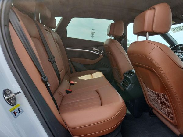 2024 AUDI Q8 E-TRON
