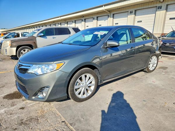 2012 TOYOTA CAMRY
