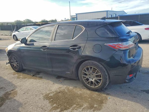 2016 LEXUS CT