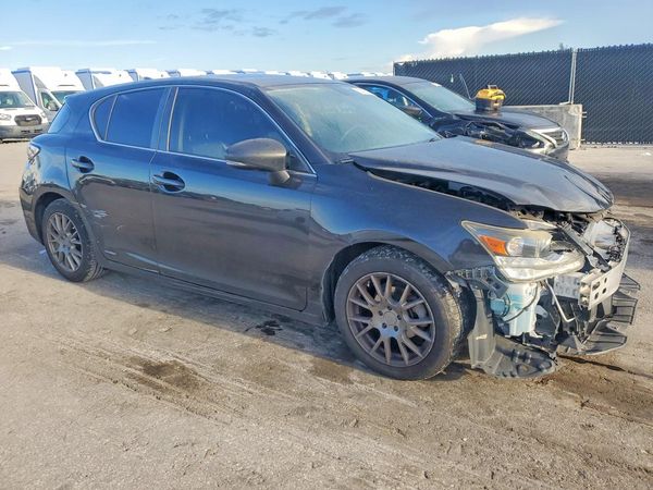 2016 LEXUS CT