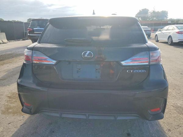 2016 LEXUS CT