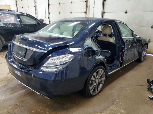2016 MERCEDES-BENZ C