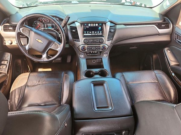2017 CHEVROLET SUBURBAN LT