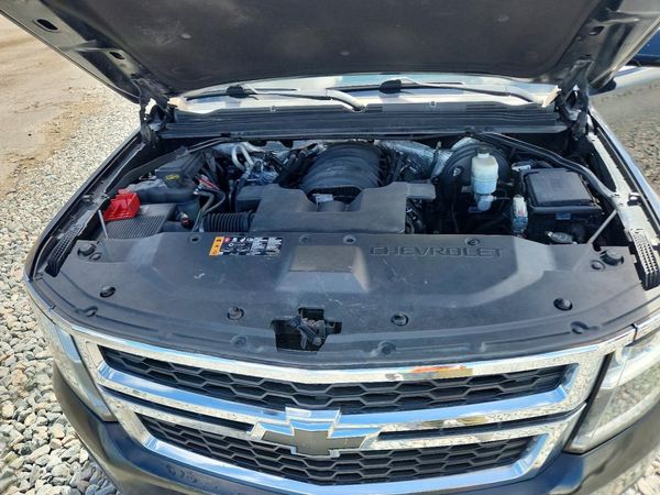 2017 CHEVROLET SUBURBAN LT