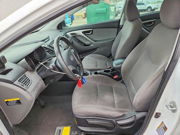 2015 HYUNDAI ELANTRA