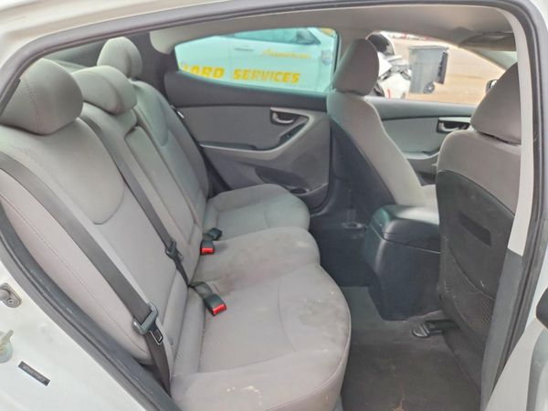 2015 HYUNDAI ELANTRA