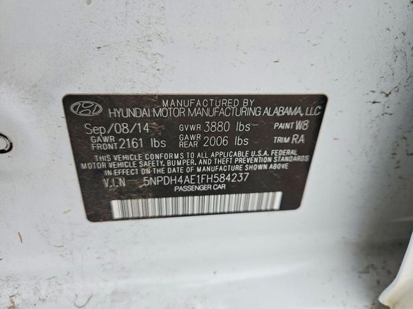 2015 HYUNDAI ELANTRA
