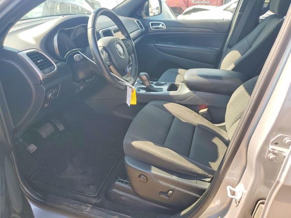 2019 JEEP GRAND CHEROKEE Laredo
