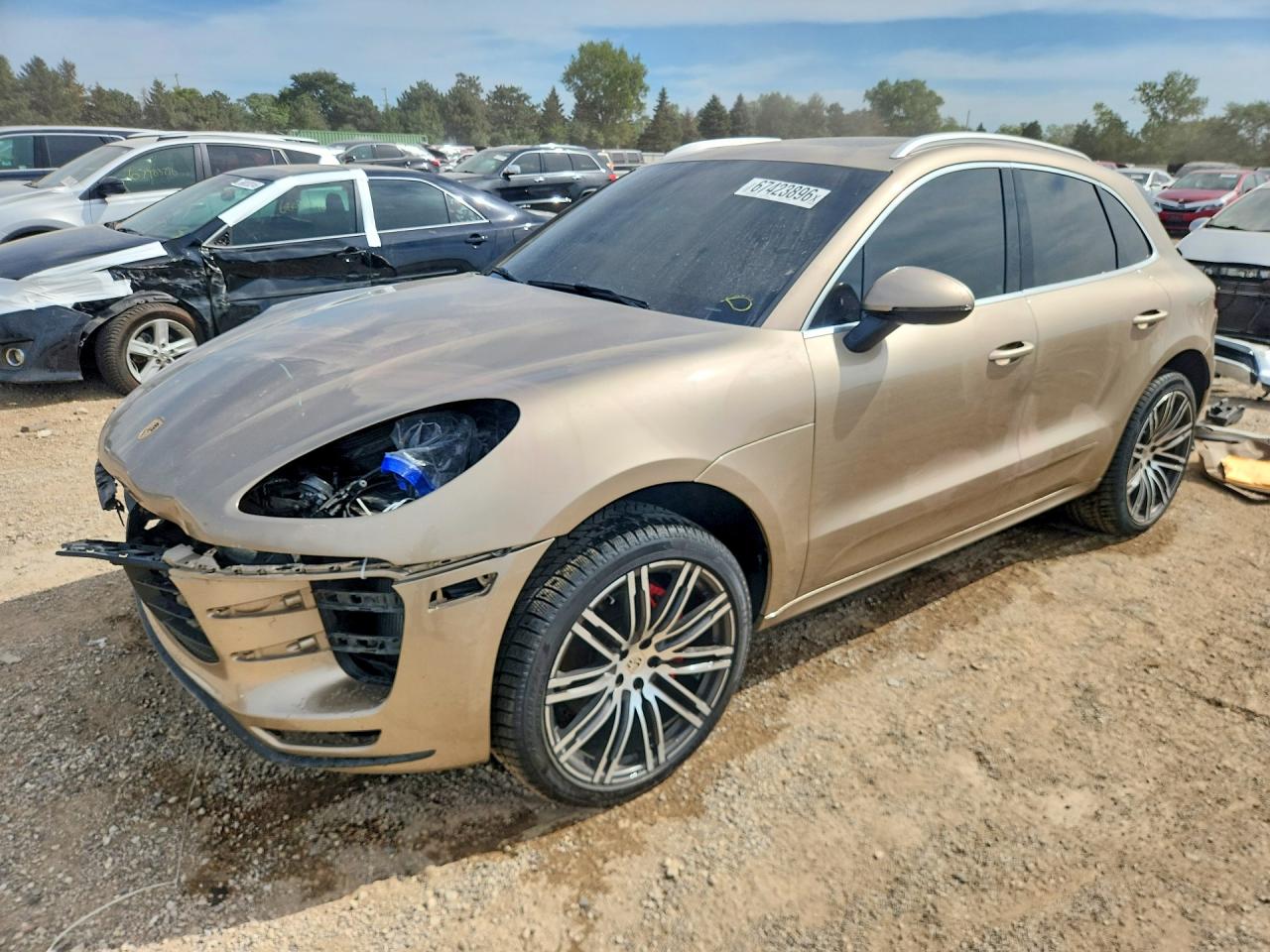 2016 PORSCHE MACAN
