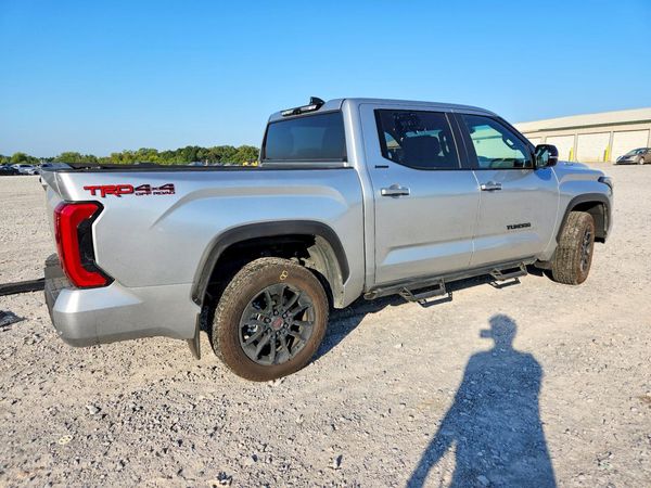 2026 TOYOTA TUNDRA