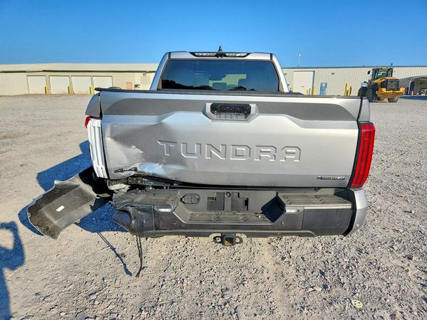 2026 TOYOTA TUNDRA