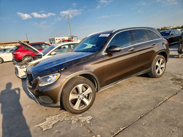 2017 MERCEDES-BENZ GLC