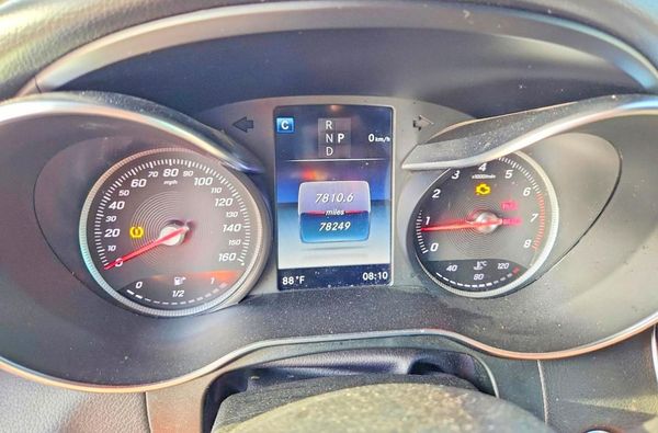 2017 MERCEDES-BENZ GLC