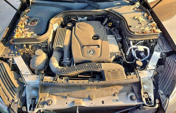 2017 MERCEDES-BENZ GLC