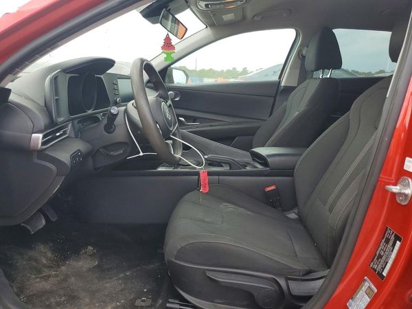 2021 HYUNDAI ELANTRA
