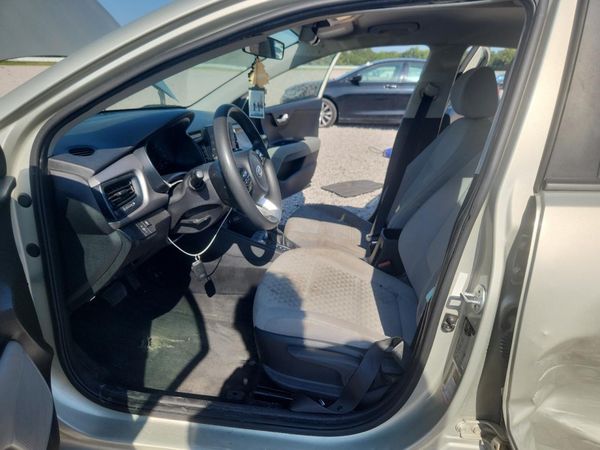 2018 KIA RIO