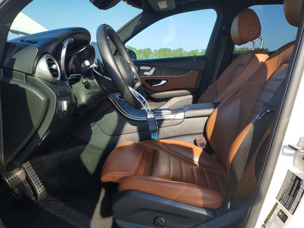 2020 MERCEDES-BENZ GLC