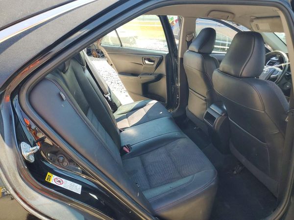 2015 TOYOTA CAMRY