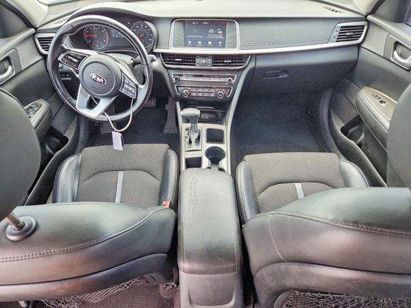 2019 KIA OPTIMA LX, S