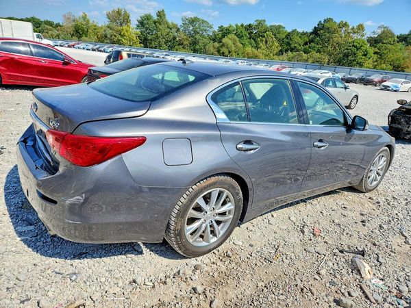2015 INFINITI Q50