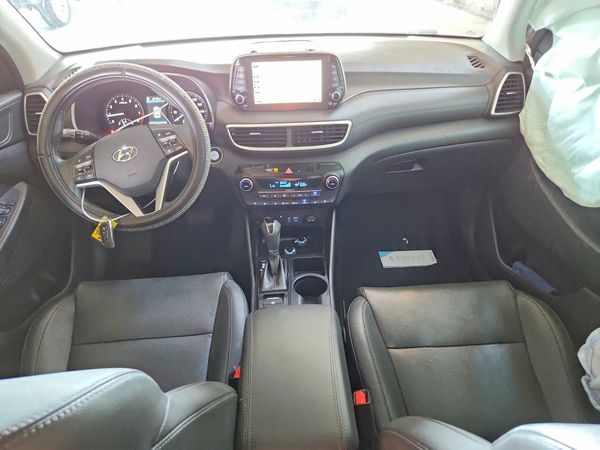 2020 HYUNDAI TUCSON
