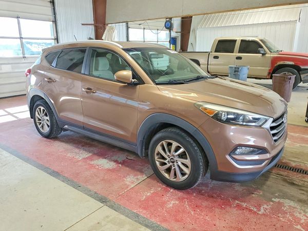 2016 HYUNDAI TUCSON