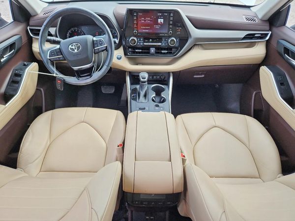 2021 TOYOTA HIGHLANDER