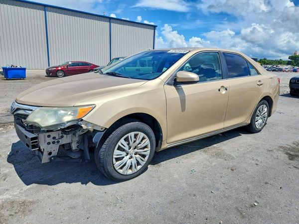 2012 TOYOTA CAMRY