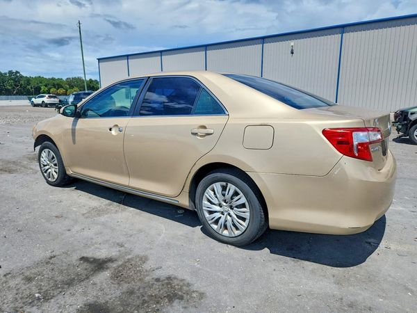 2012 TOYOTA CAMRY