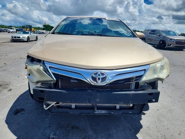 2012 TOYOTA CAMRY