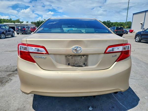 2012 TOYOTA CAMRY